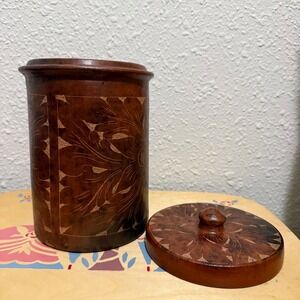 Pier 1 Handmade sasak Carved ceramic Canister with Lid Rustic Kitchen‎ Container